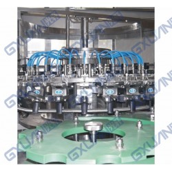 灌裝機(jī)，飲料灌裝機(jī)，含氣灌裝機(jī)，玻璃瓶灌裝機(jī)，液體灌裝機(jī)