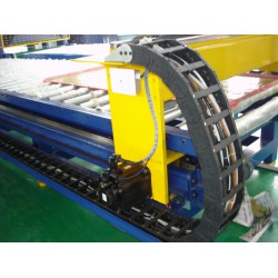 傾銷自動(dòng)噴膠機(jī) 佰斯德機(jī)械制造自動(dòng)噴膠機(jī)多少錢(qián)