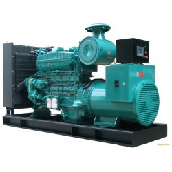 供應(yīng)鄭州超優(yōu)惠的800KW康明斯柴油發(fā)電機(jī)組，康明斯