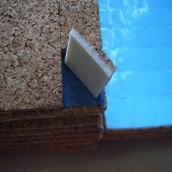 PVC泡棉軟木帶膠墊片20*20*3+1mm廠家直銷(xiāo)