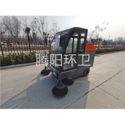 為什么選擇電動掃地車？